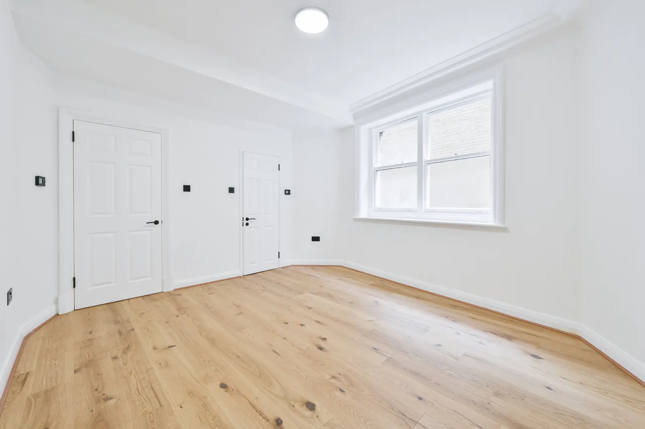 Lower Ground Floor Flat, 27 Manor House, London, photo 5