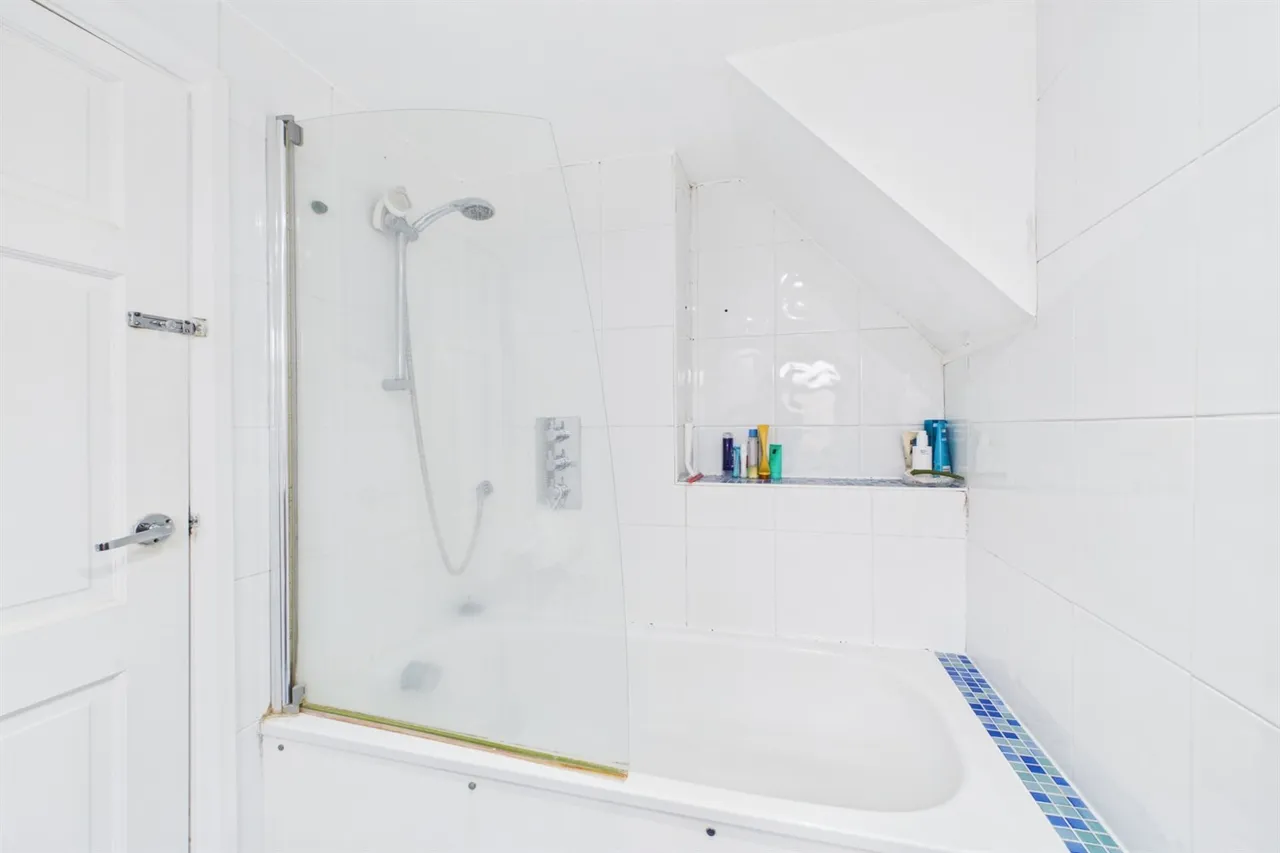 London, Greater London, SW16 6BG, photo 9