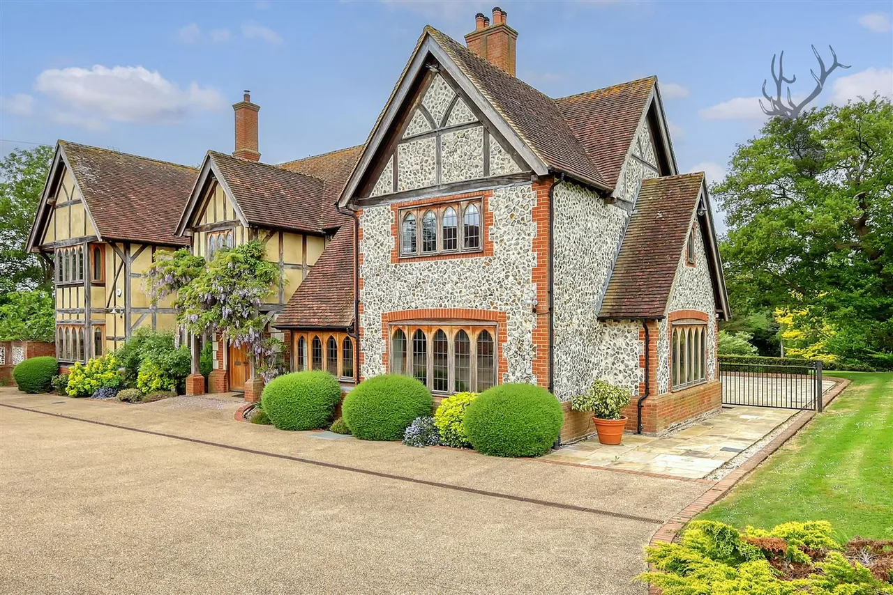 Epping New Road, Buckhurst Hill, IG9, photo 76