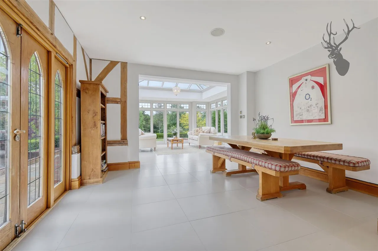 Epping New Road, Buckhurst Hill, IG9, photo 5