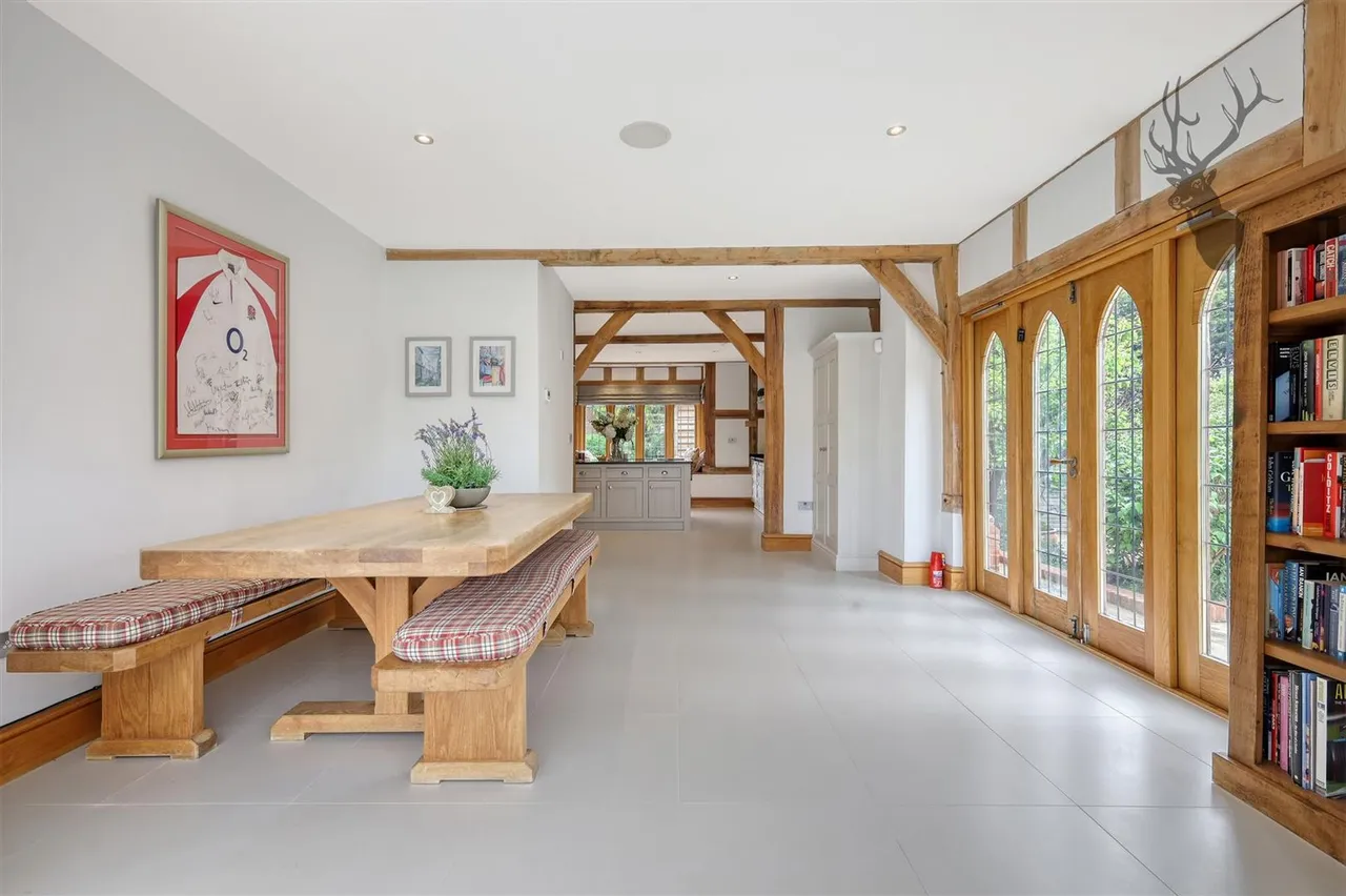 Epping New Road, Buckhurst Hill, IG9, photo 62