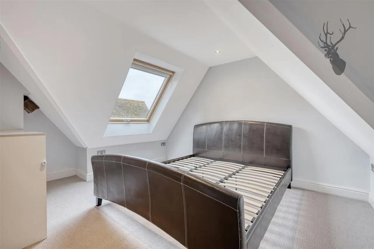 Epping New Road, Buckhurst Hill, IG9, photo 20