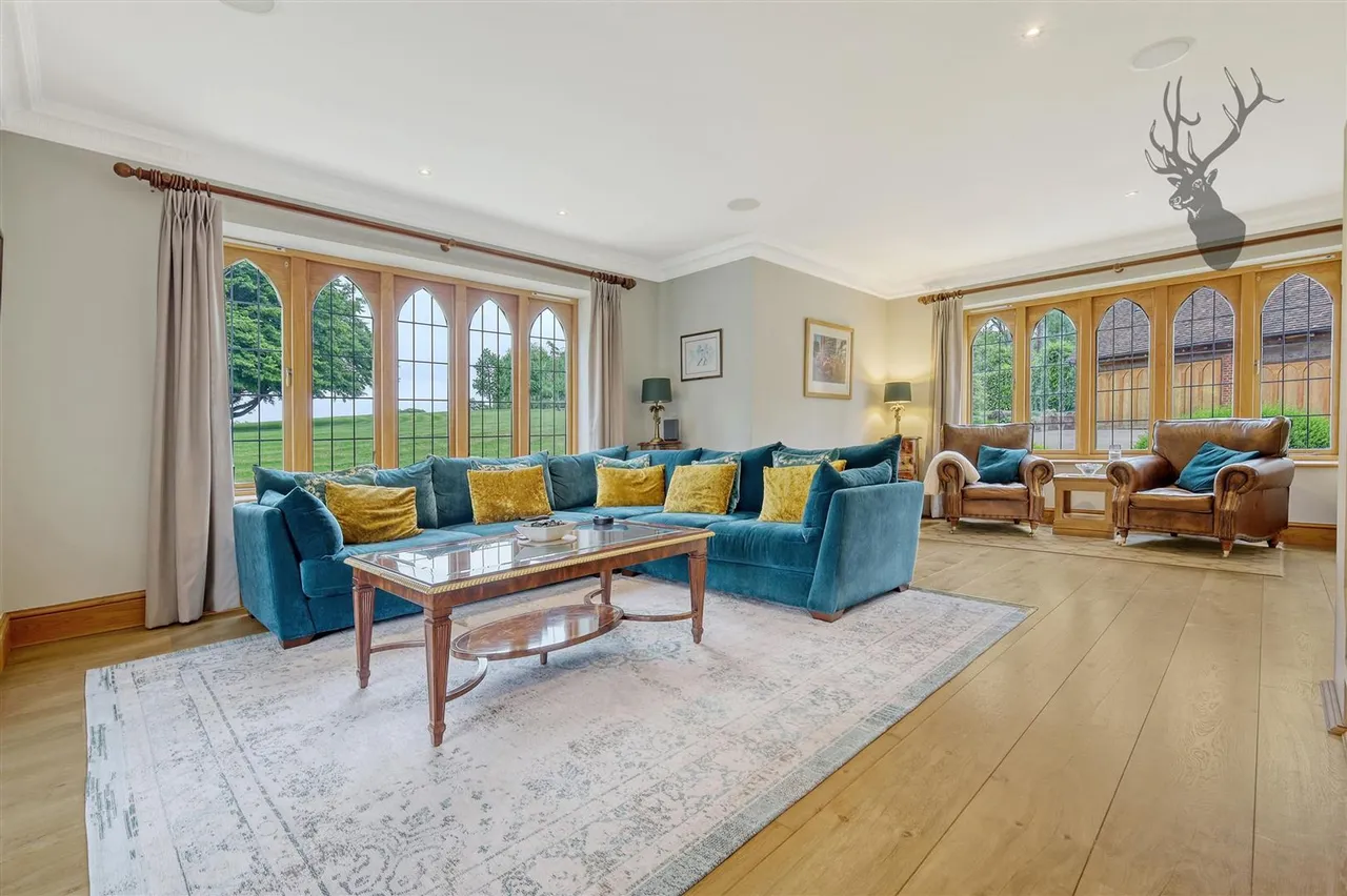 Epping New Road, Buckhurst Hill, IG9, photo 54