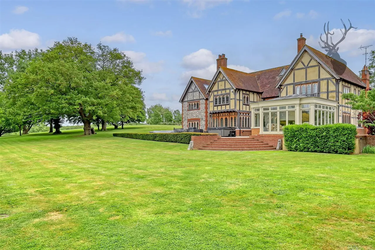 Epping New Road, Buckhurst Hill, IG9, photo 71