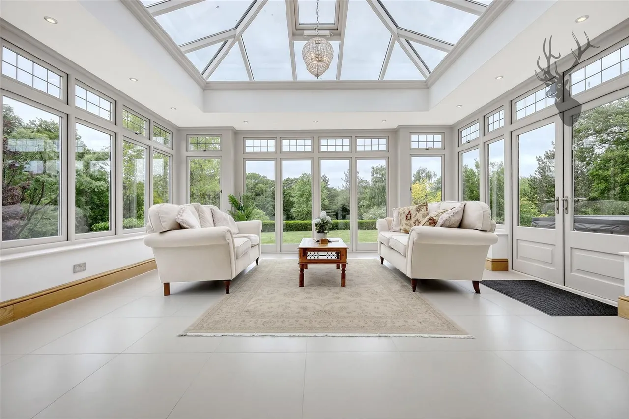 Epping New Road, Buckhurst Hill, IG9, photo 63
