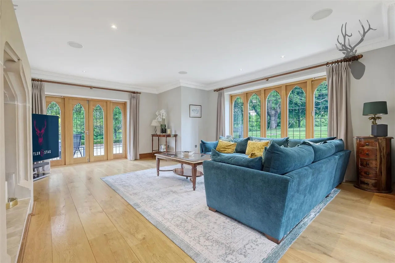 Epping New Road, Buckhurst Hill, IG9, photo 53