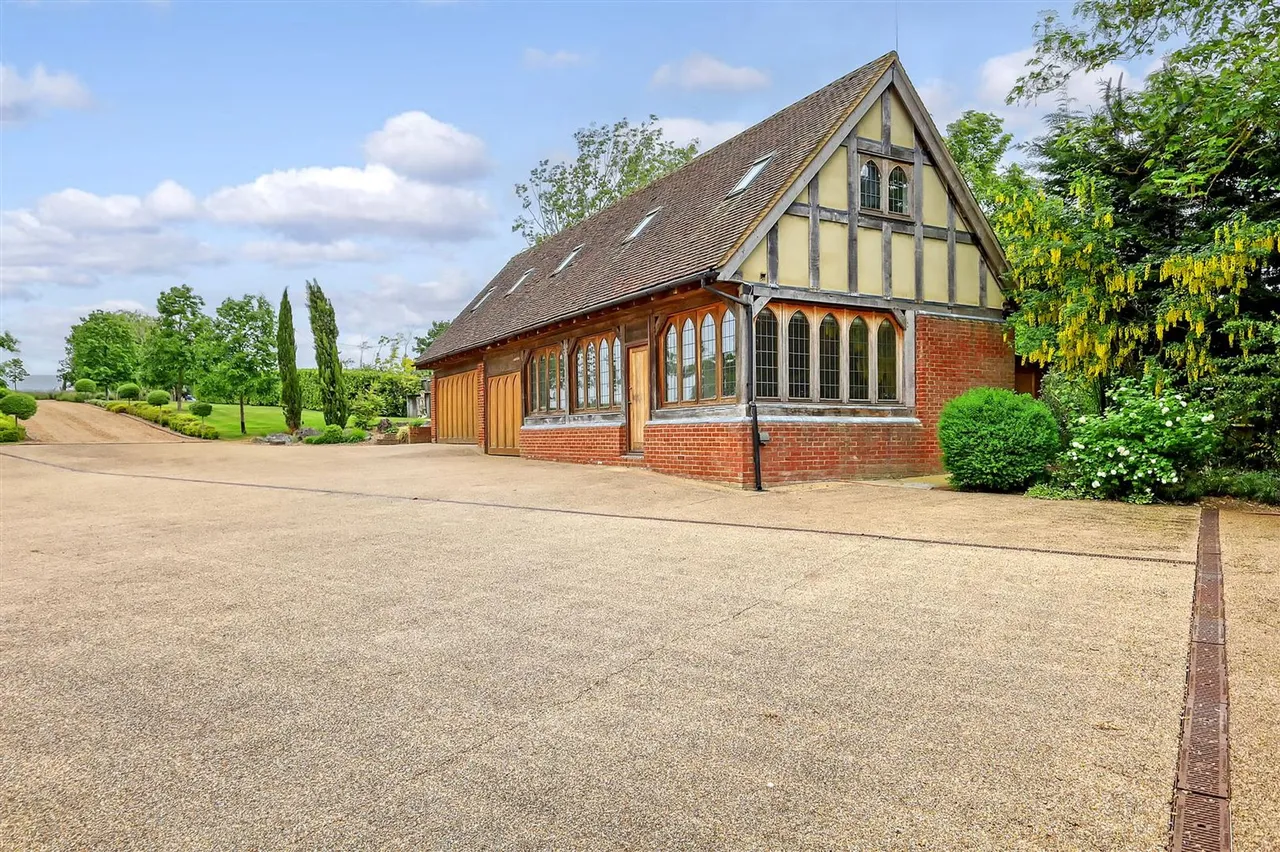 Epping New Road, Buckhurst Hill, IG9, photo 77