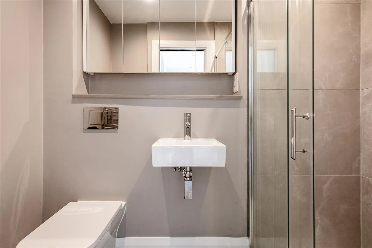 Redmore Road, London, W6, photo 15