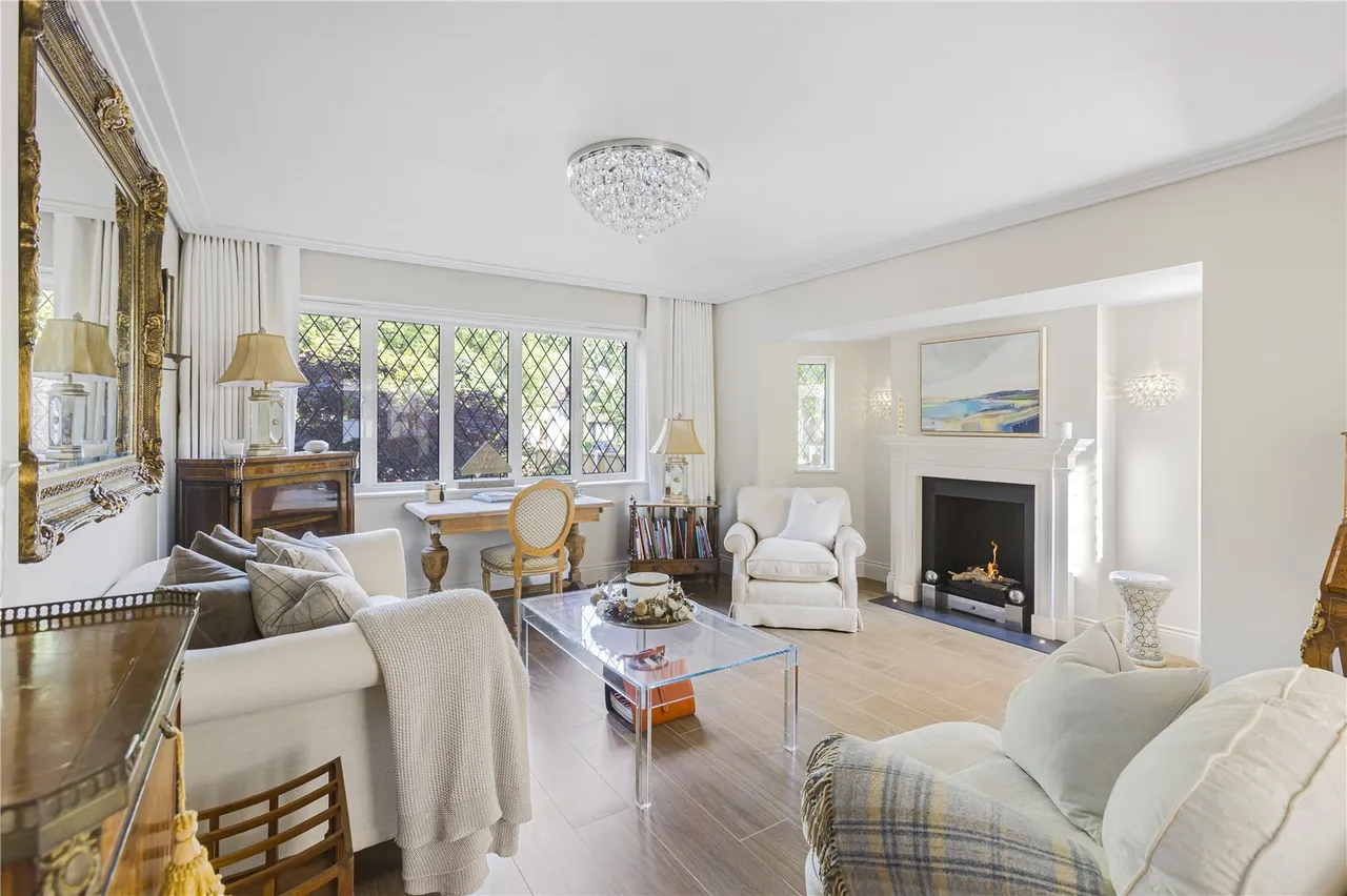 Parkgate Avenue, Hadley Wood, EN4 0NN, photo 15