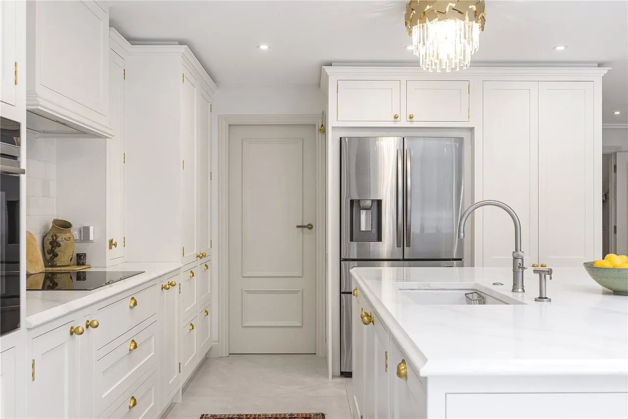 Parkgate Avenue, Hadley Wood, EN4 0NN, photo 6