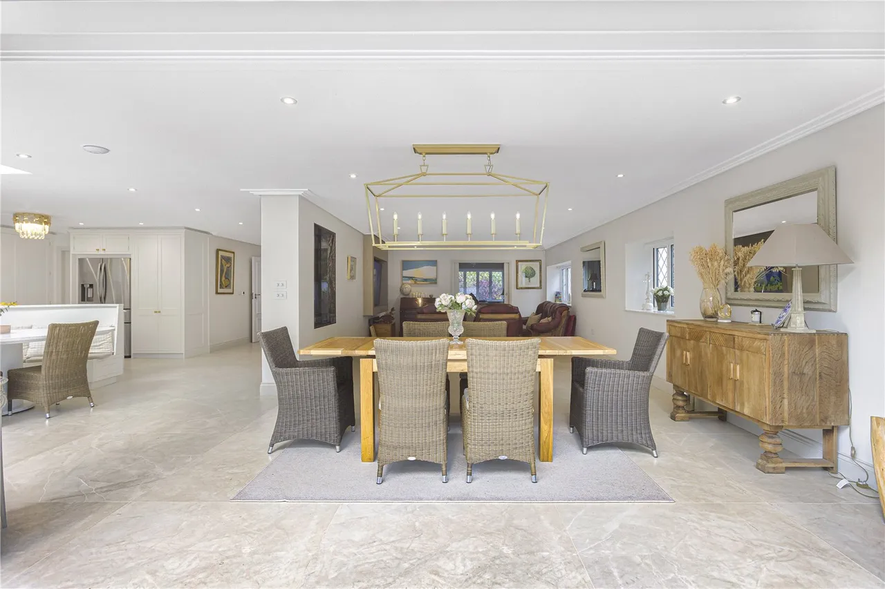 Parkgate Avenue, Hadley Wood, EN4 0NN, photo 11