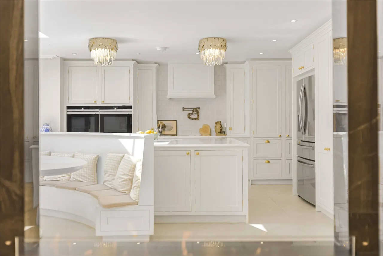 Parkgate Avenue, Hadley Wood, EN4 0NN, photo 10