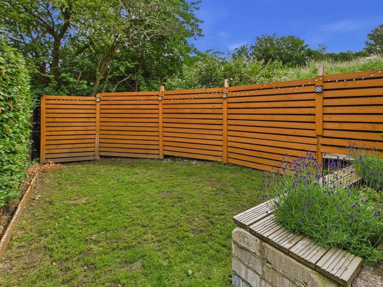 Valley Road, Spital, photo 4