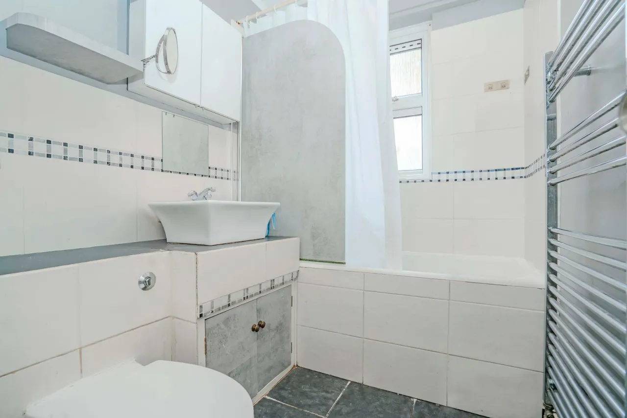 Bucklands Road, Teddington, TW11, photo 6