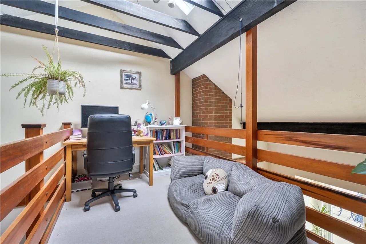 Jeffries Close, Rownhams, SO16, photo 9