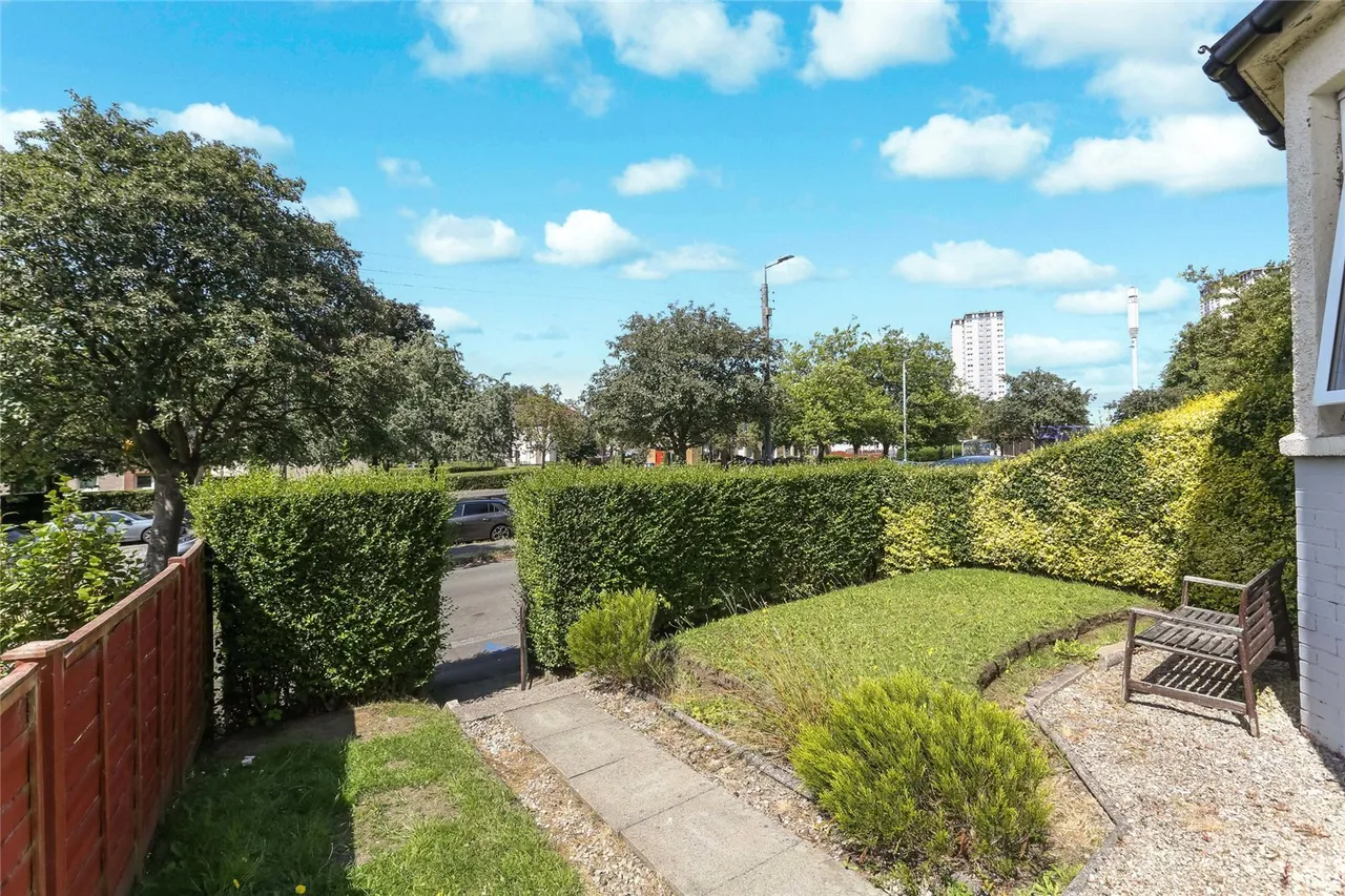 Anniesland Road, Knightswood, Glasgow, G14, photo 19