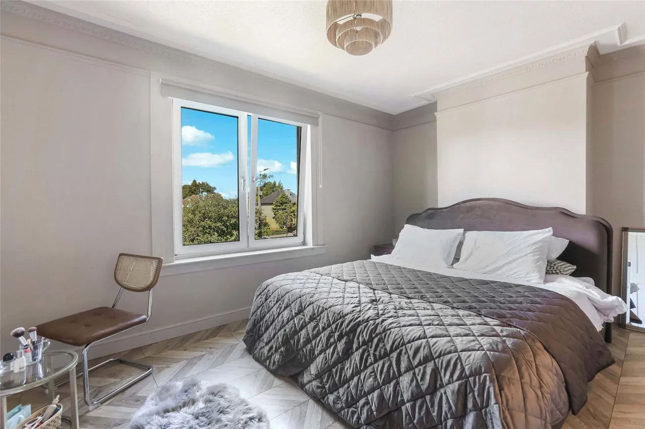 Anniesland Road, Knightswood, Glasgow, G14, photo 10