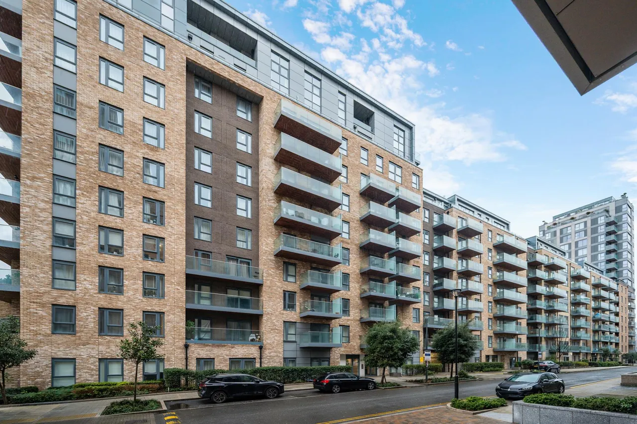 Celeste House, London, NW9, photo 9