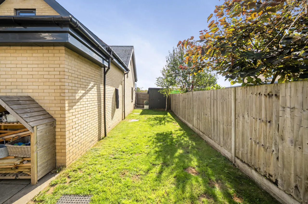 Perins Close, Alresford, SO24, photo 13