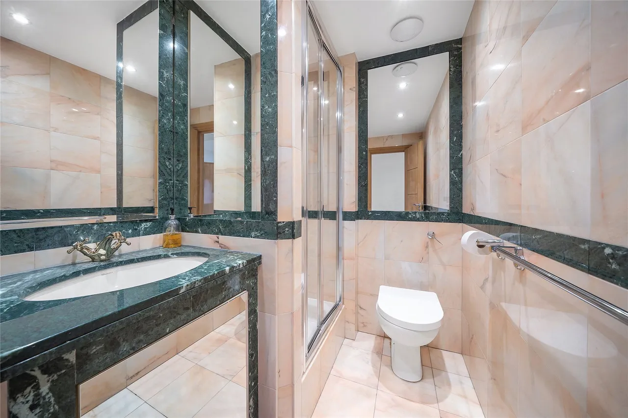 Piccadilly, Mayfair, W1J, photo 10