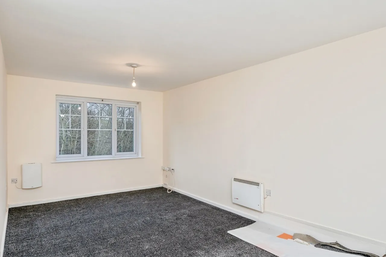 Robinson Road, Ellesmere Port, CH65, photo 4