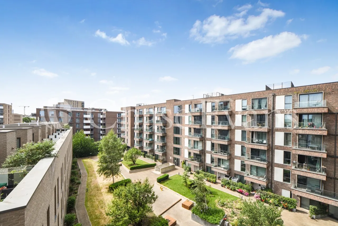 Agnes George Walk, Royal Docks, E16, photo 6