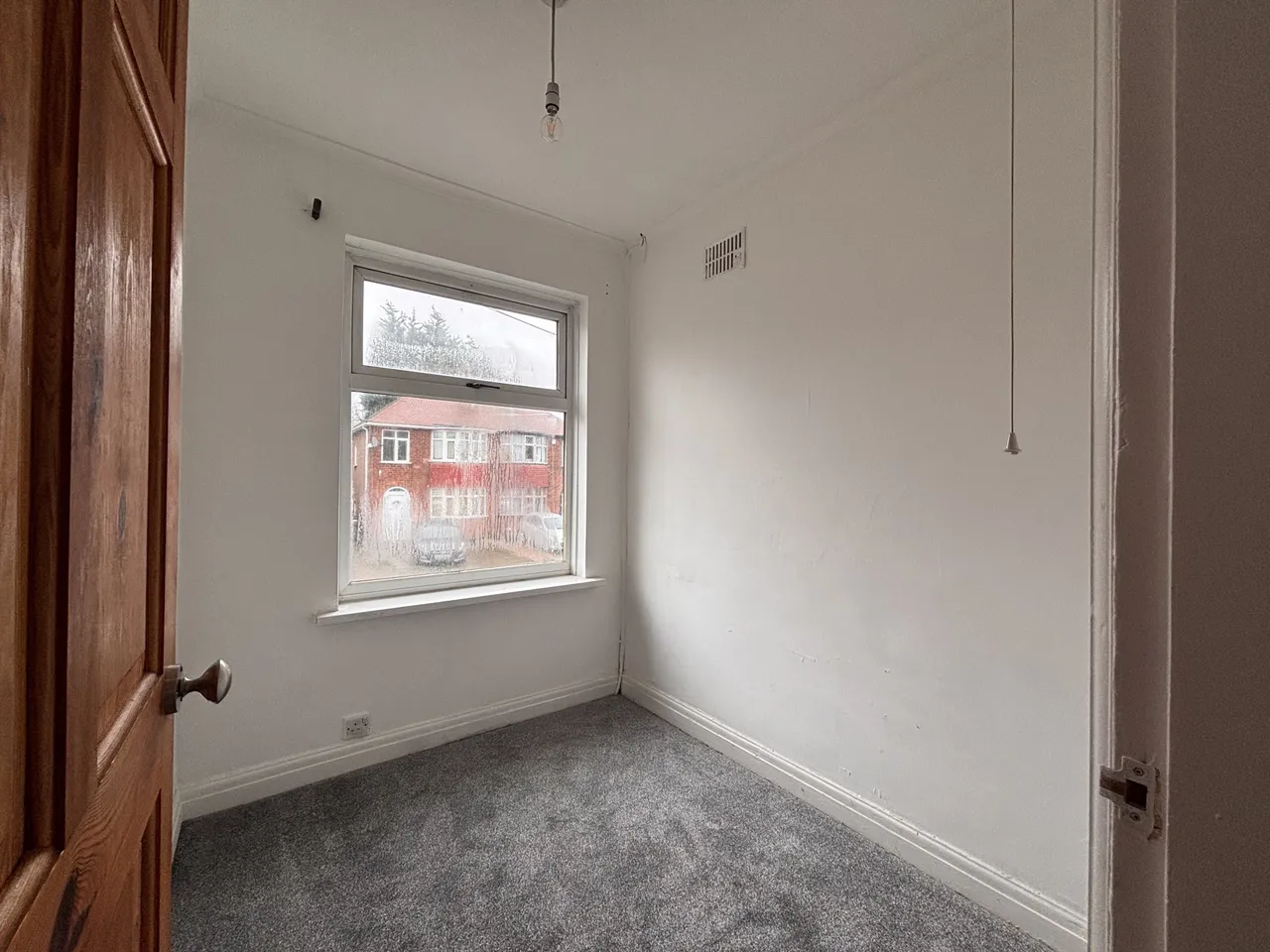 Wrexham Avenue, Walsall, WS2, photo 10