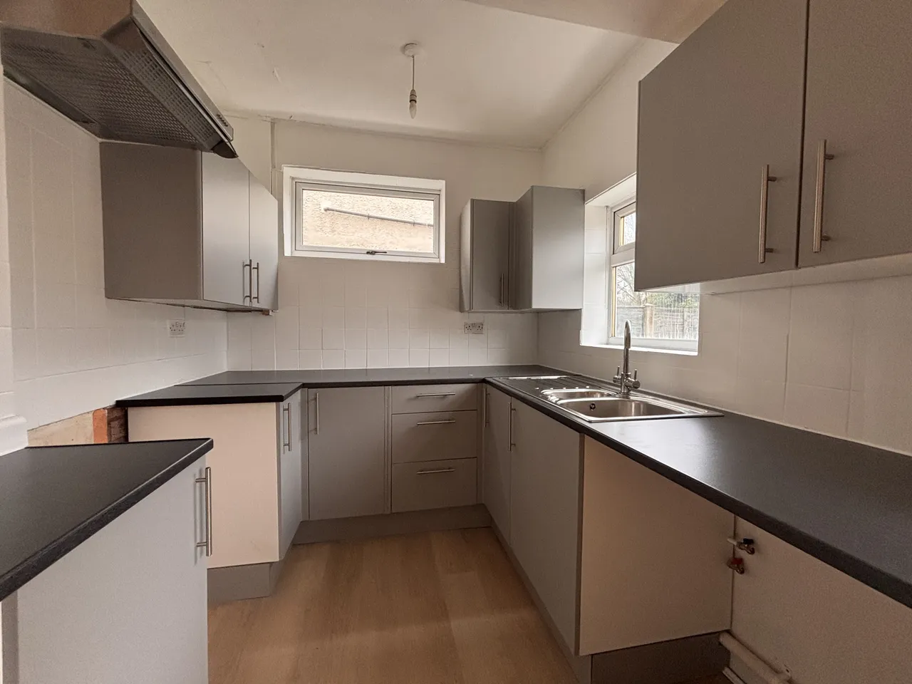 Wrexham Avenue, Walsall, WS2, photo 4