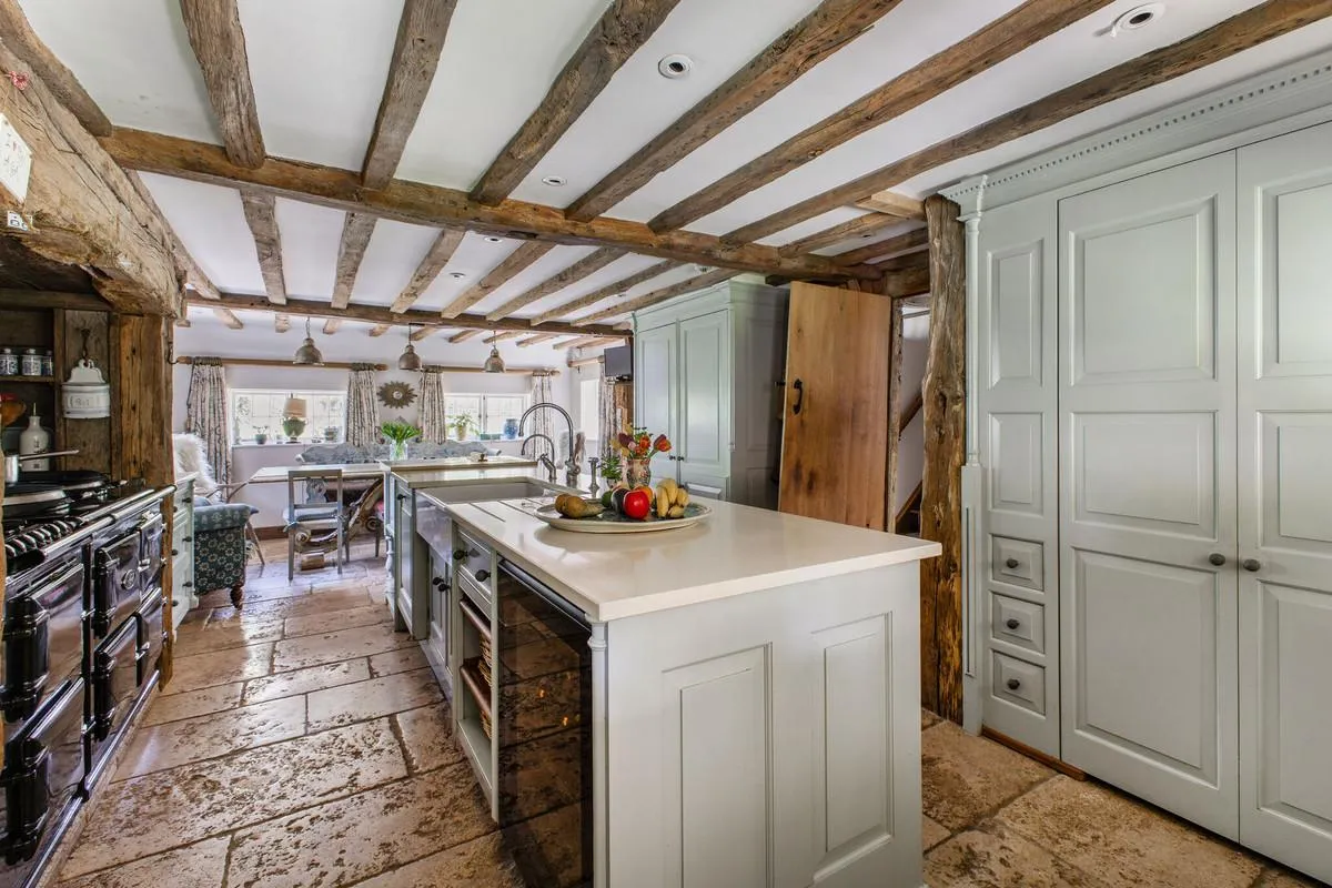 Wildwood Lane, Cranleigh, GU6, photo 13