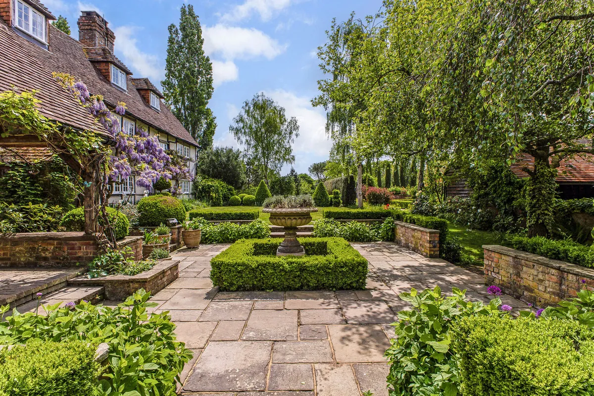 Wildwood Lane, Cranleigh, GU6, photo 43
