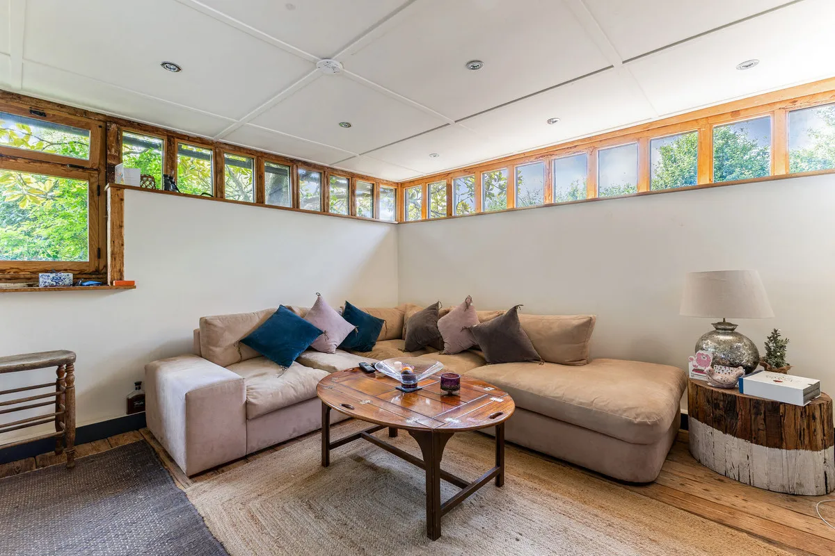 Wildwood Lane, Cranleigh, GU6, photo 23