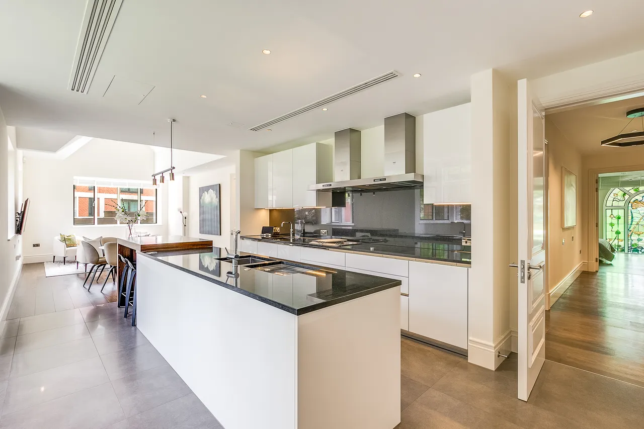 Buxmead, The Bishops Avenue, London, photo 6