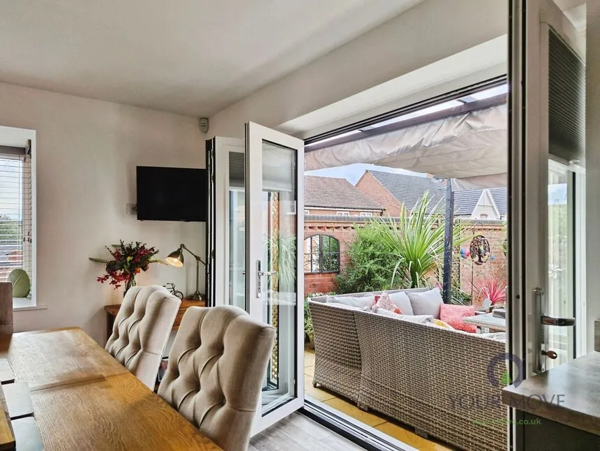 Hemsley Road, Hugglescote, LE67, photo 20