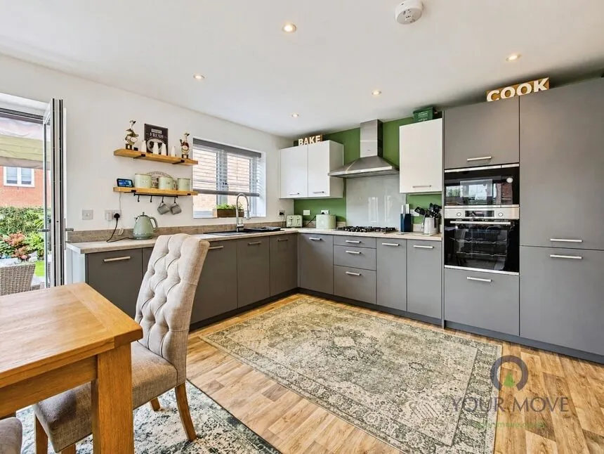 Hemsley Road, Hugglescote, LE67, photo 3