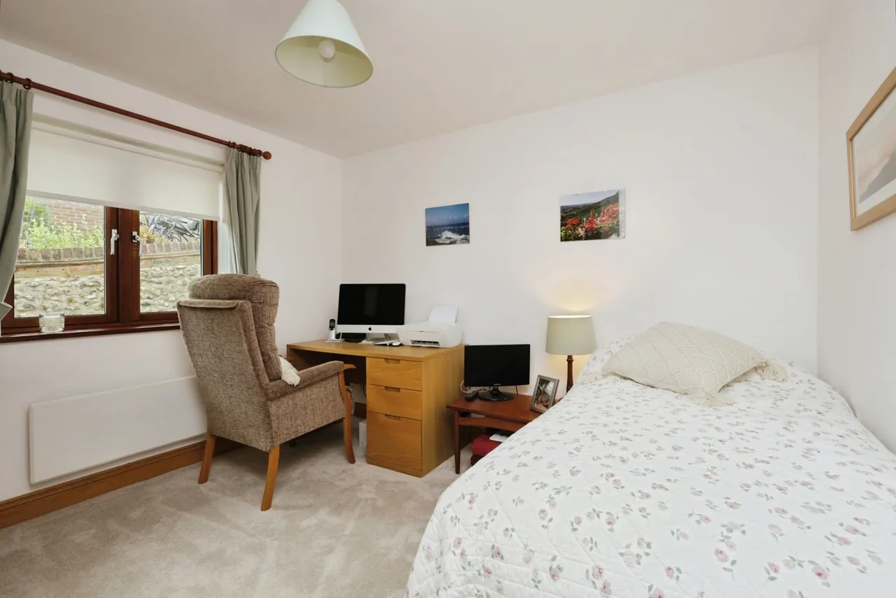 The Street, Offham, BN7, photo 9