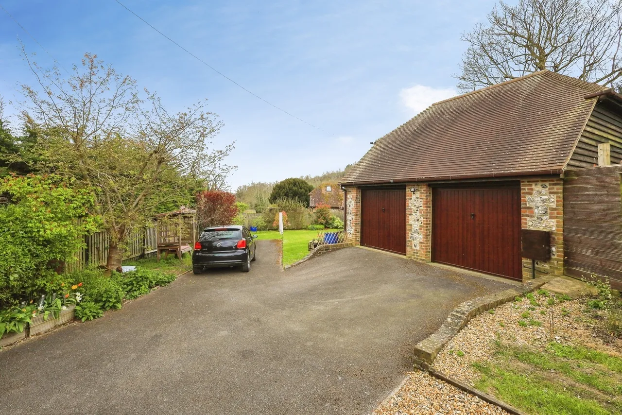 The Street, Offham, BN7, photo 19