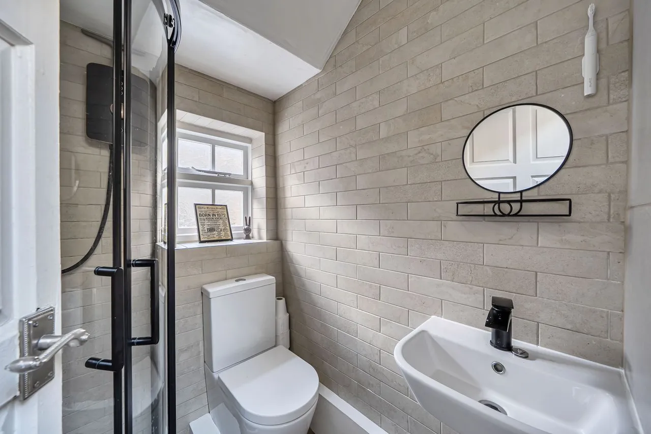 High Street, Bruton, BA10, photo 8
