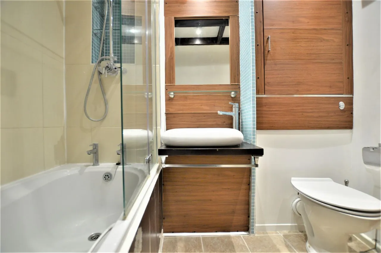 Broad Street, Stamford, PE9, photo 11