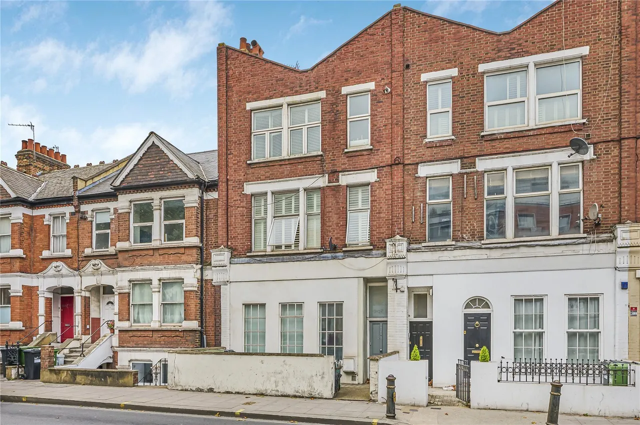 Wandsworth Bridge Road, Fulham, London, SW6, photo 9