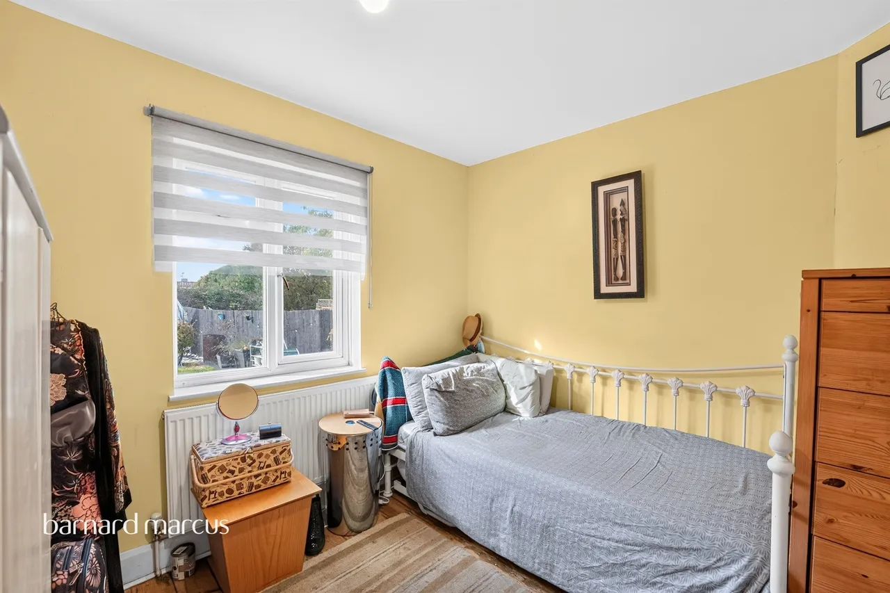 Woodstock Way, Mitcham, CR4, photo 12