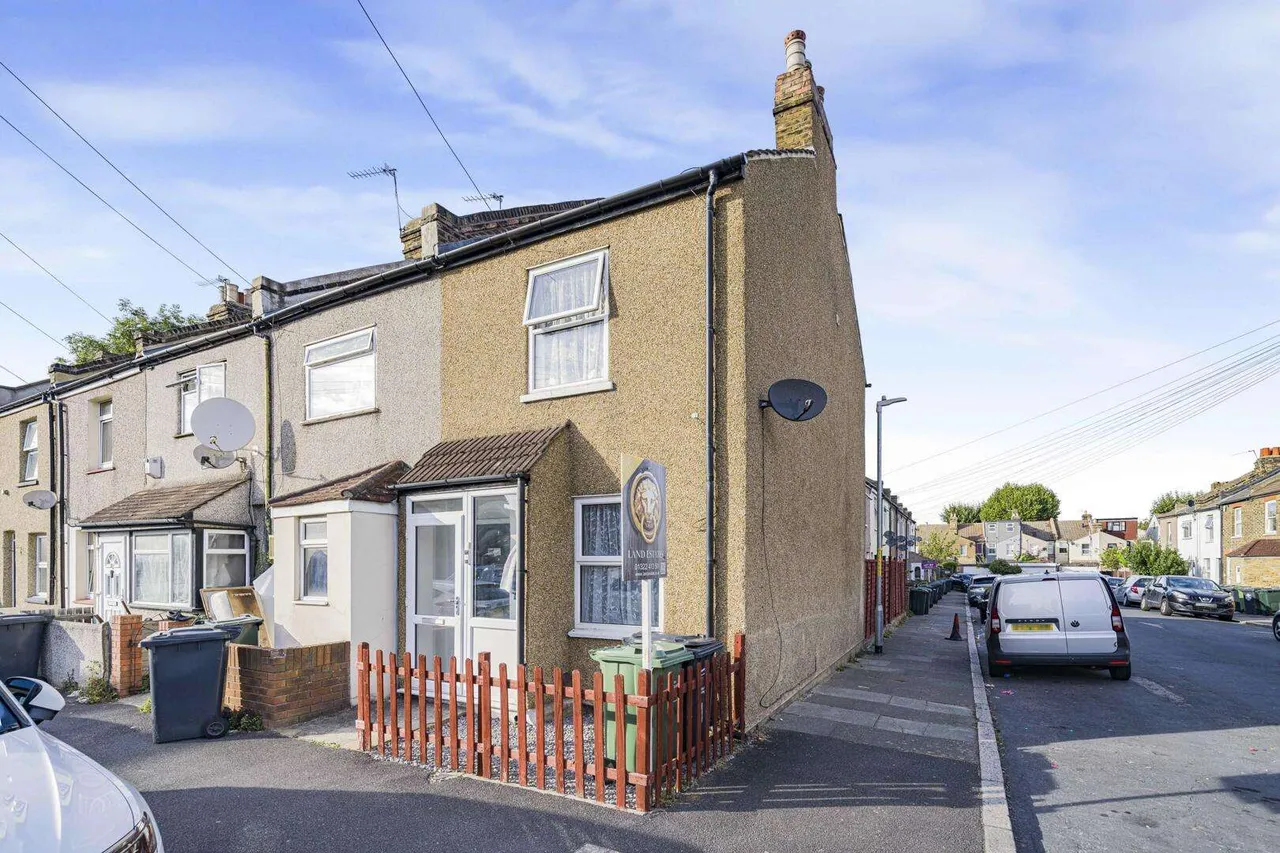 2 bed house for sale, Waldeck Road, Dartford, DA1