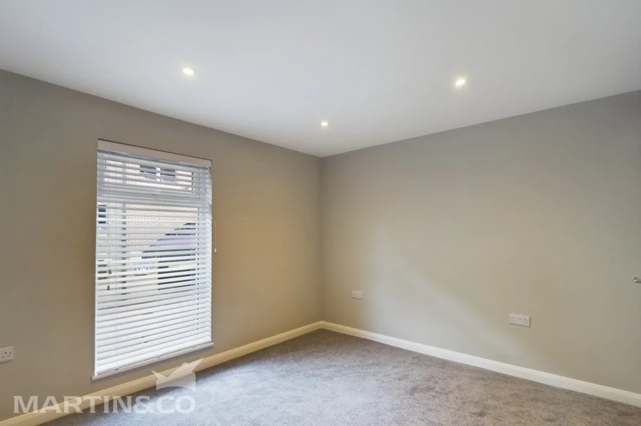 Victoria Road, TN1, photo 10