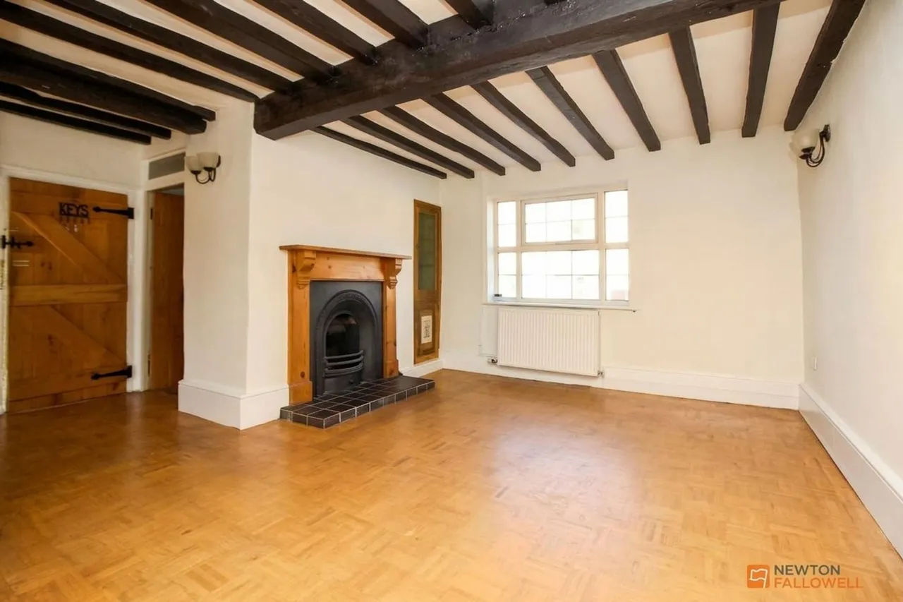High Street, Syston, LE7, photo 6