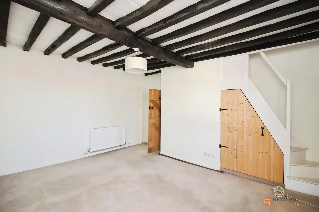 High Street, Syston, LE7, photo 17