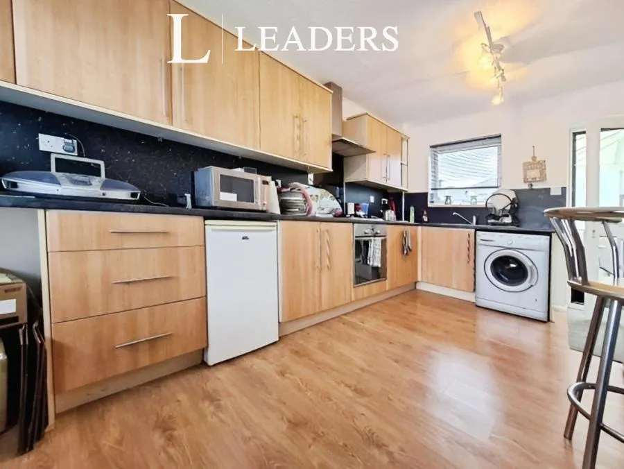 Pyhill, Bretton, PE3, photo 3