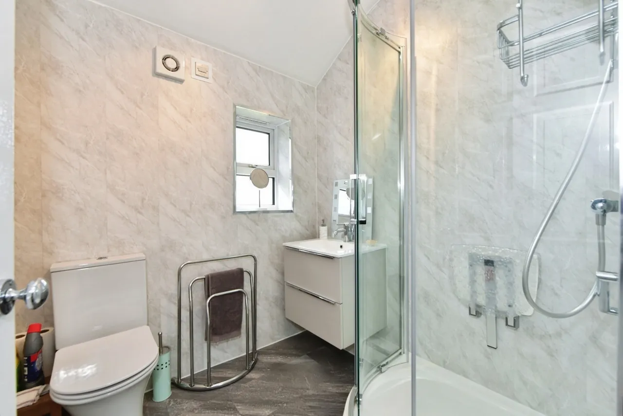 Hall Road, Handsworth, Sheffield, S13, photo 5