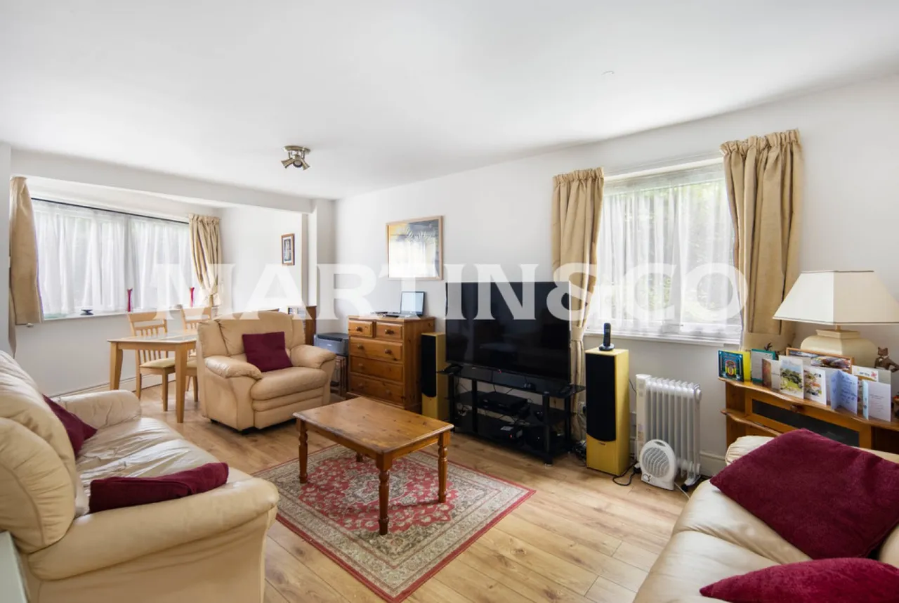 Aldersbrook, London, photo 3