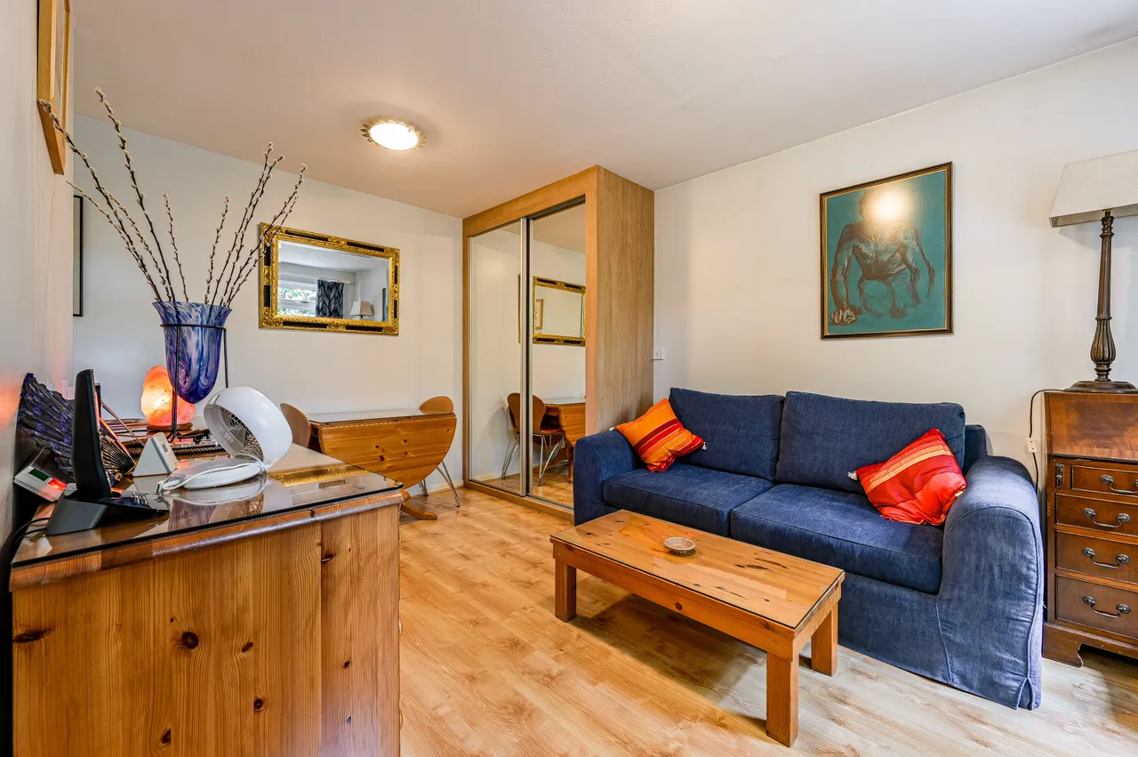 27c Westcott Road, London, photo 5