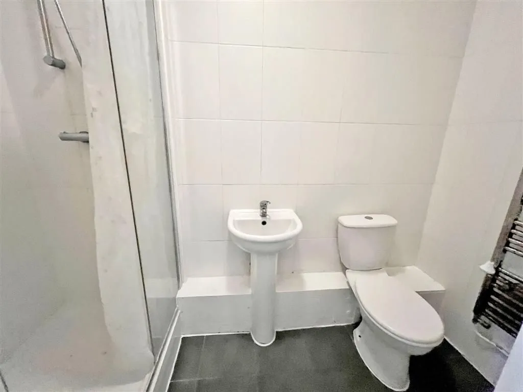 Western Road, Southall, UB2, photo 7