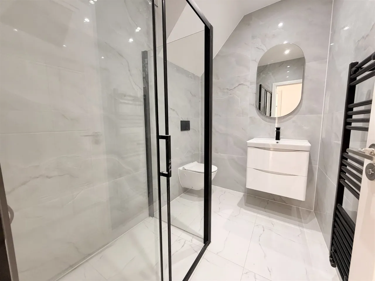 Freshwell Avenue, Romford, RM6, photo 11